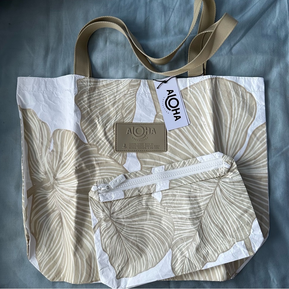 aloha collection launui in glow tote and pouch